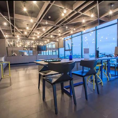 Central Pattaya Condo With A Beautiful View Exterior foto