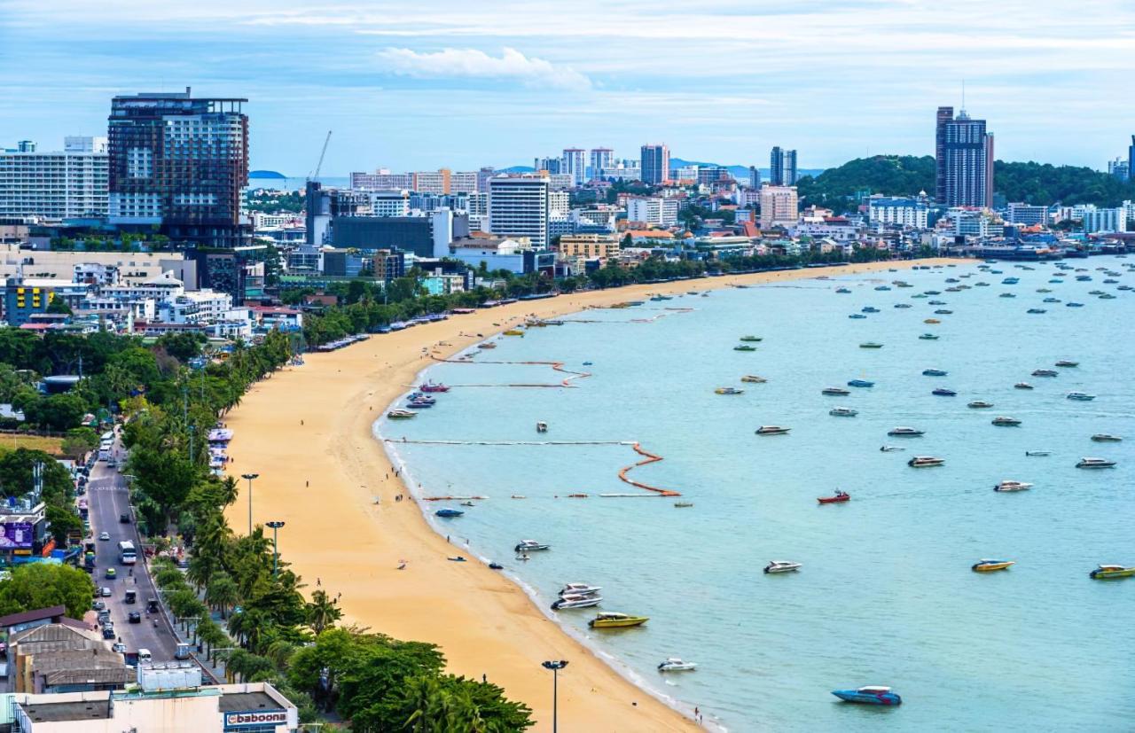 Central Pattaya Condo With A Beautiful View Exterior foto